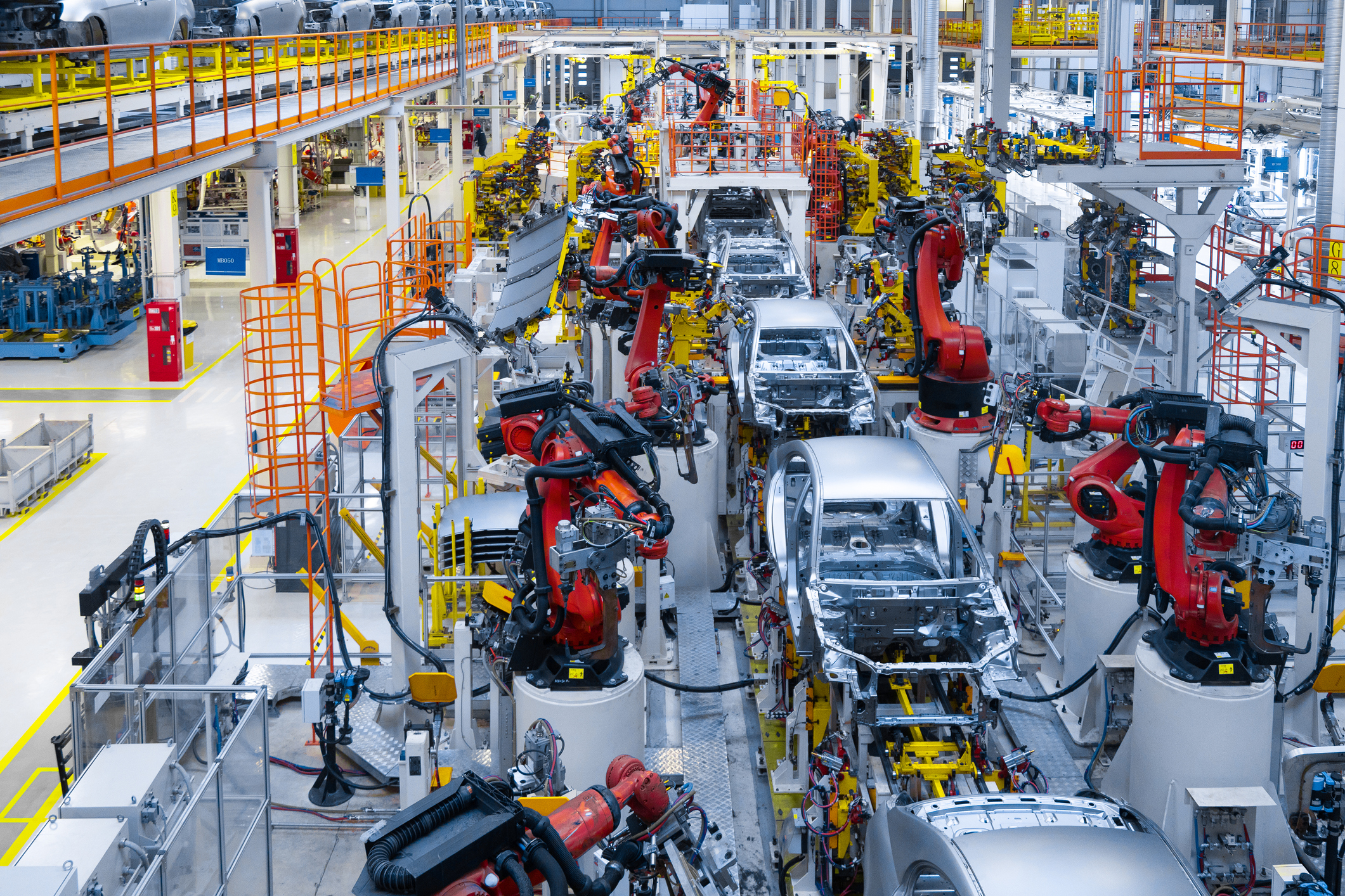 Raport „Manufacturing 2020”: w zmianie nie może chodzić tylko o technologię