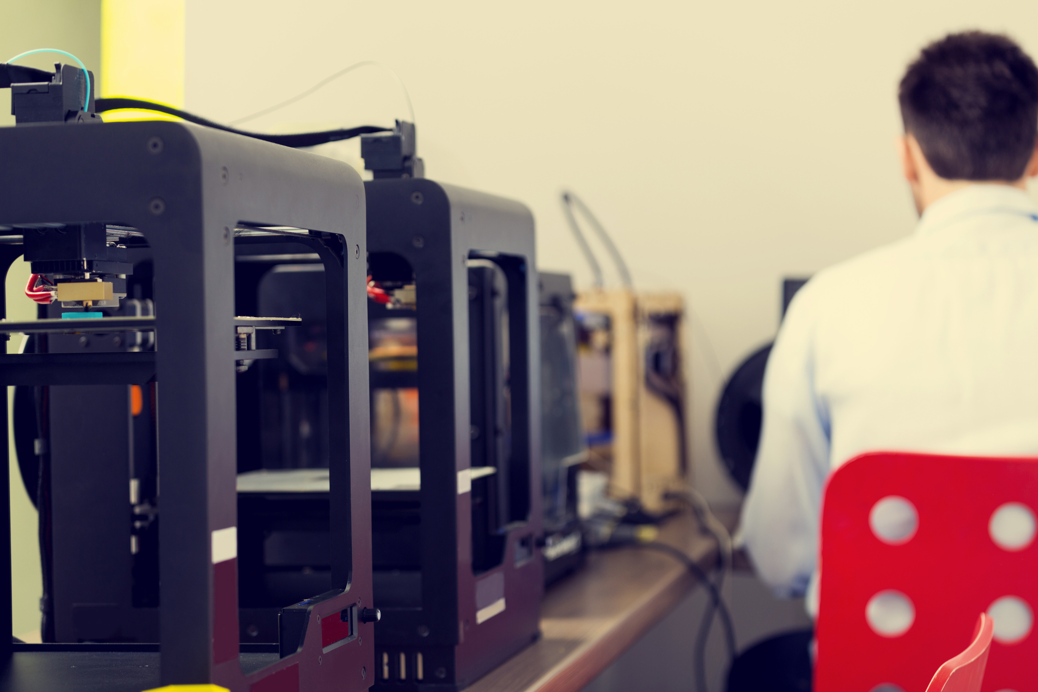 Wstęp do druku 3D, projektowanie współbieżne i AR w przemyśle – zapraszamy na wirtualne wydarzenia