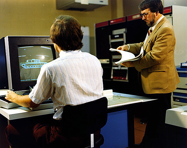 Projektowanie prototypu czołgu M1 Abrams w BRL-CAD na terminalu podłączonym do komputera PDP-11/70, zdjęcie z ok.1980 roku