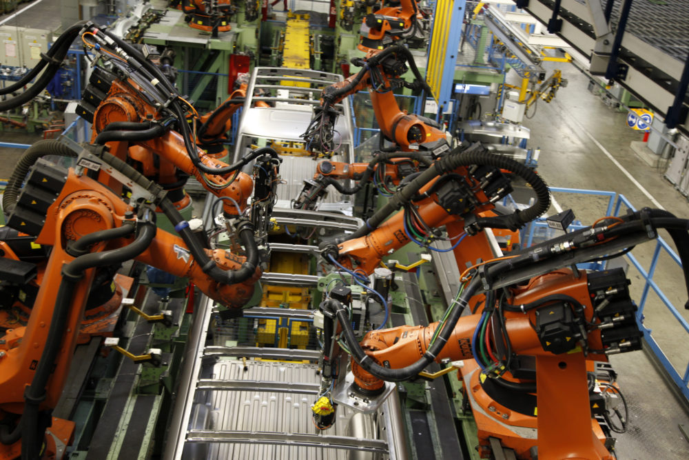 fabryka z robotami