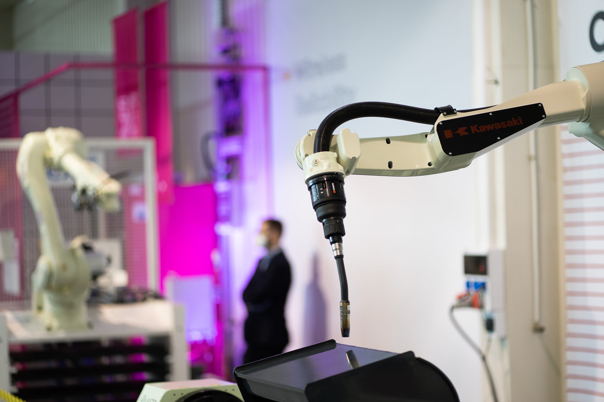 Krakowski showroom: sieć 5G, roboty i nadzorowanie procesów produkcyjnych