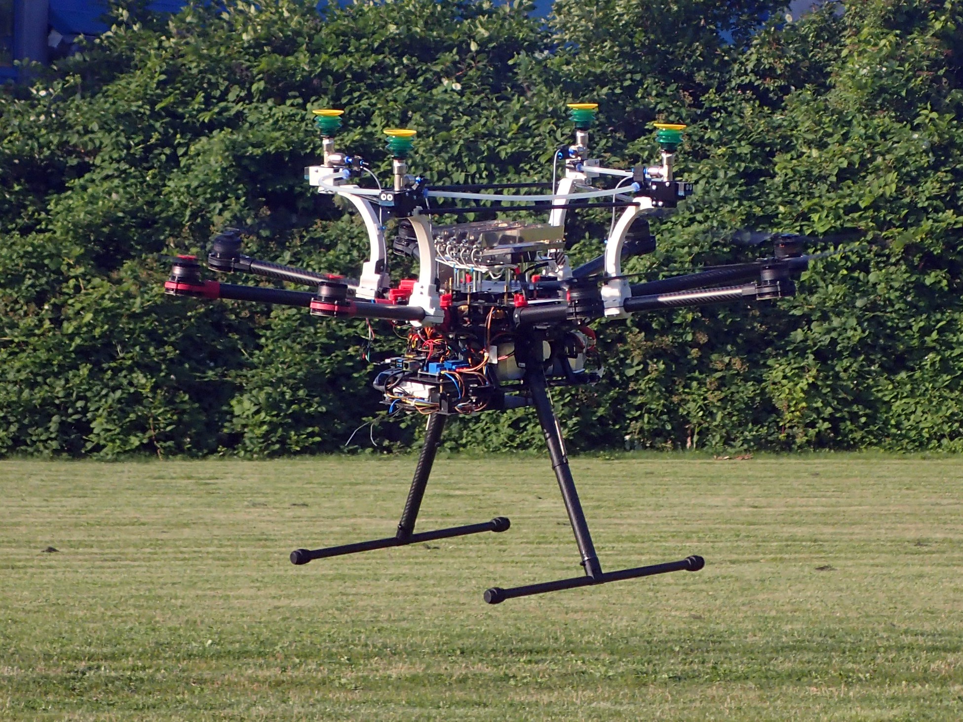 Dron i robot z Politechniki Śląskiej nagrodzone na targach wynalazków