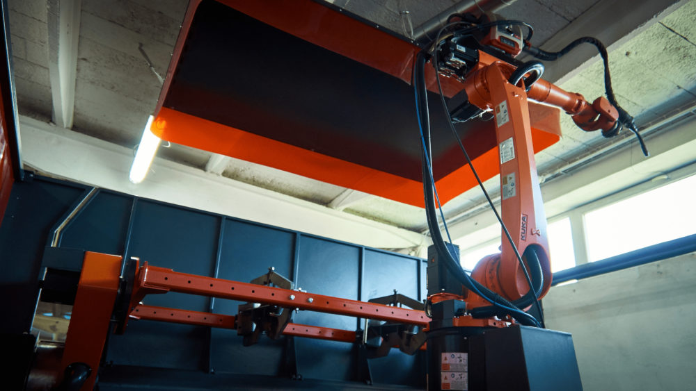 cela spawalnicza robota przemysłowego KUKA w firmie Agro-Lift