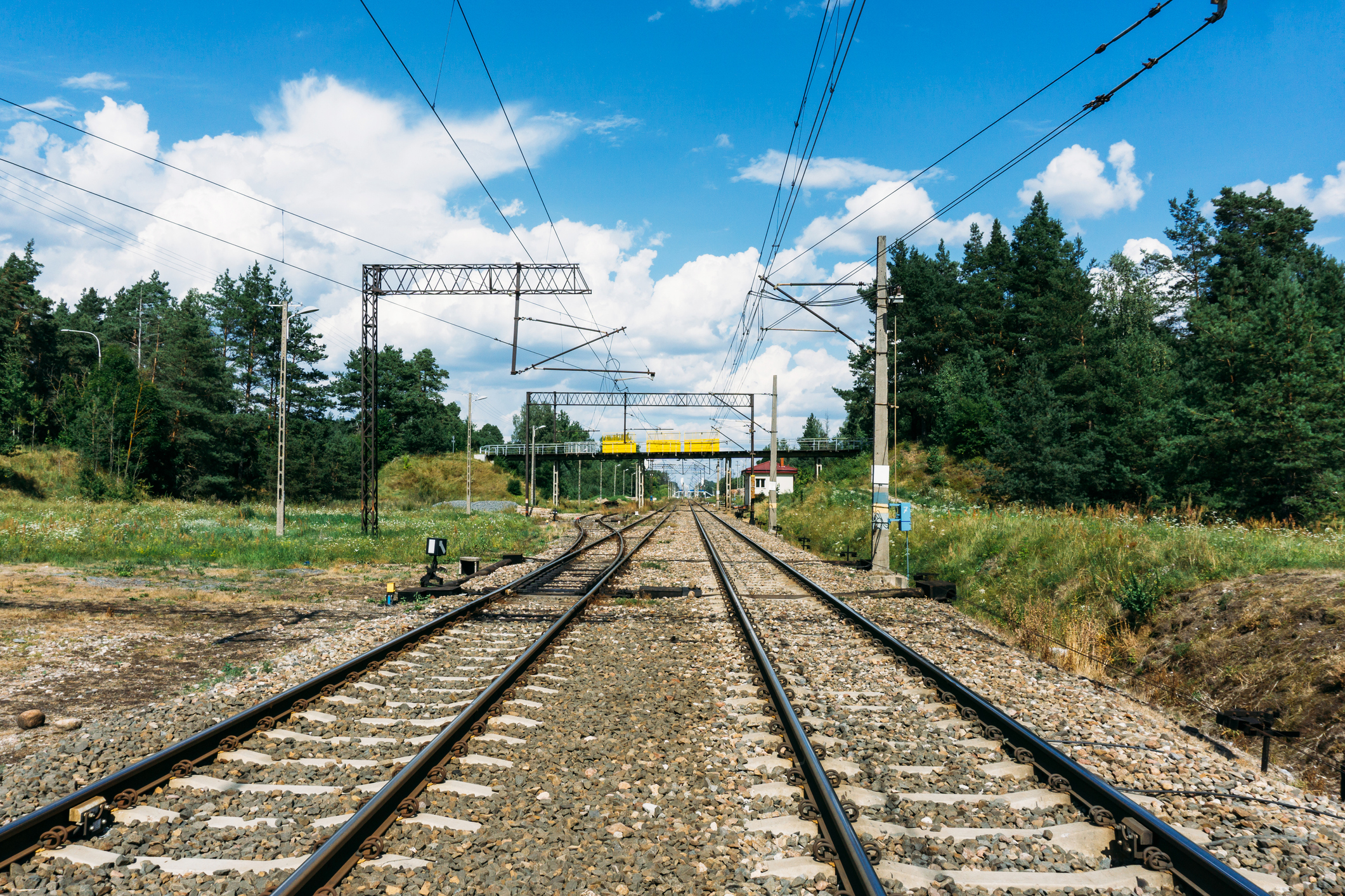 W 2024 roku na regionalne trasy w Polsce wyjadą wodorowe pociągi